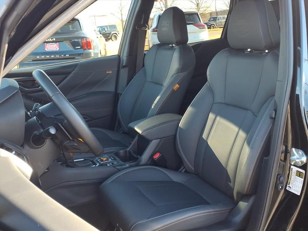 Used 2025 Subaru Forester Wilderness image 3