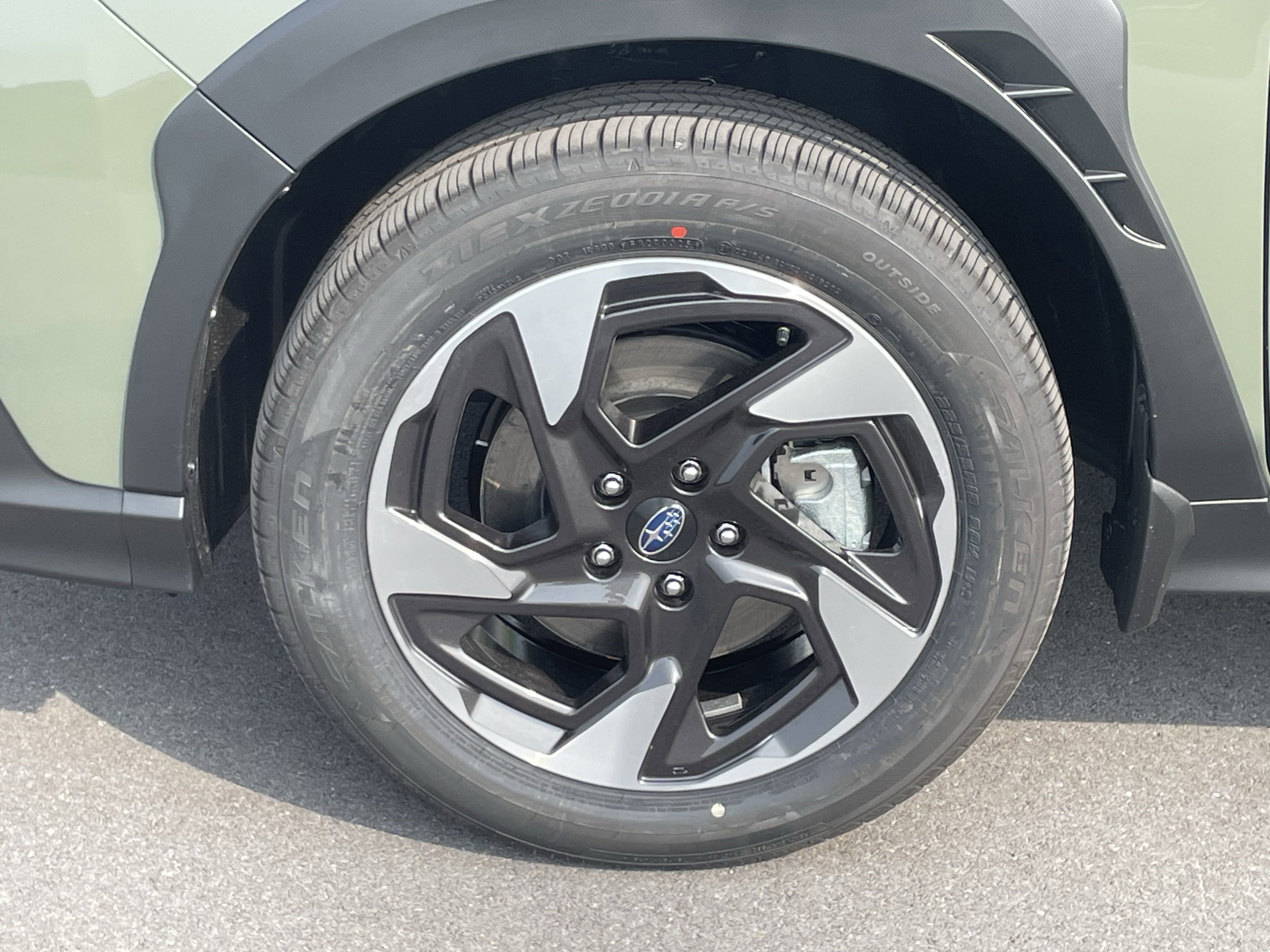 Used 2026 Subaru Crosstrek 2.5i Premium AWD/4WD image 8