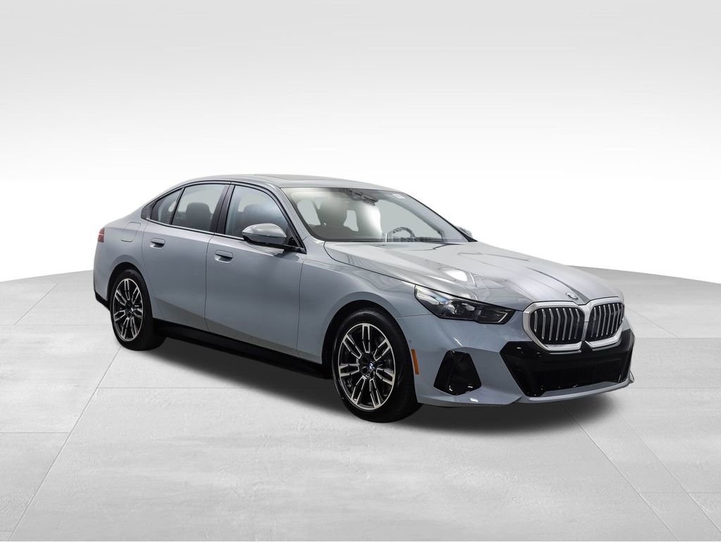 New 2026 BMW 530i xDrive w/ M Sport Package image 8