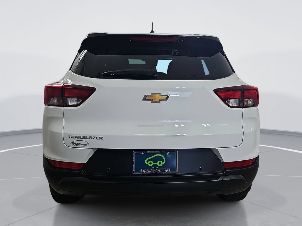 Certified 2024 Chevrolet TrailBlazer LS w/ LS Convenience Package FWD image 5