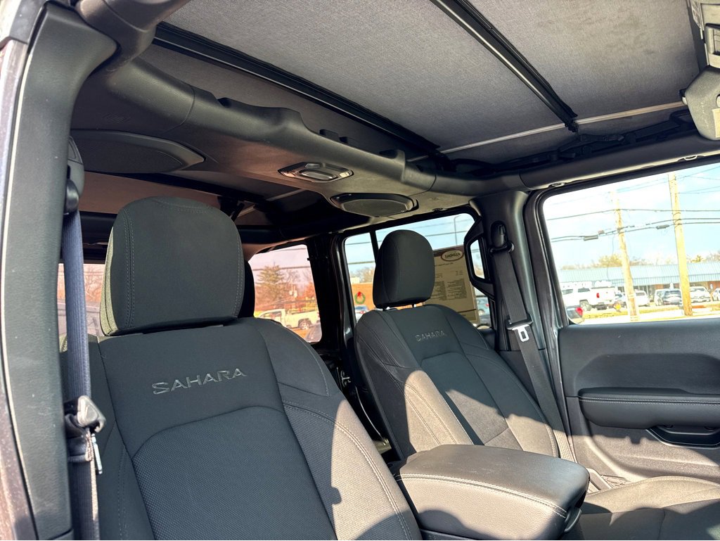 Used 2021 Jeep Wrangler Unlimited Sahara image 8