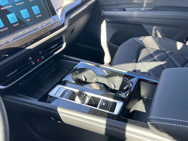 Used 2025 Volkswagen Atlas SE FWD image 13