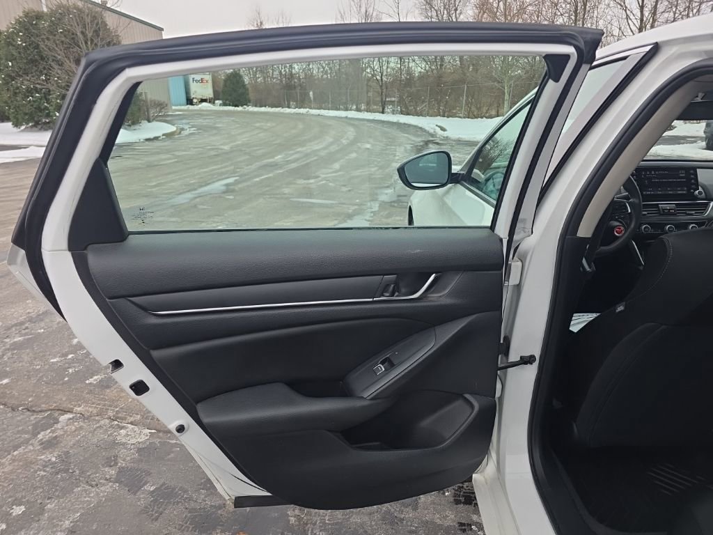Used 2021 Honda Accord LX image 30