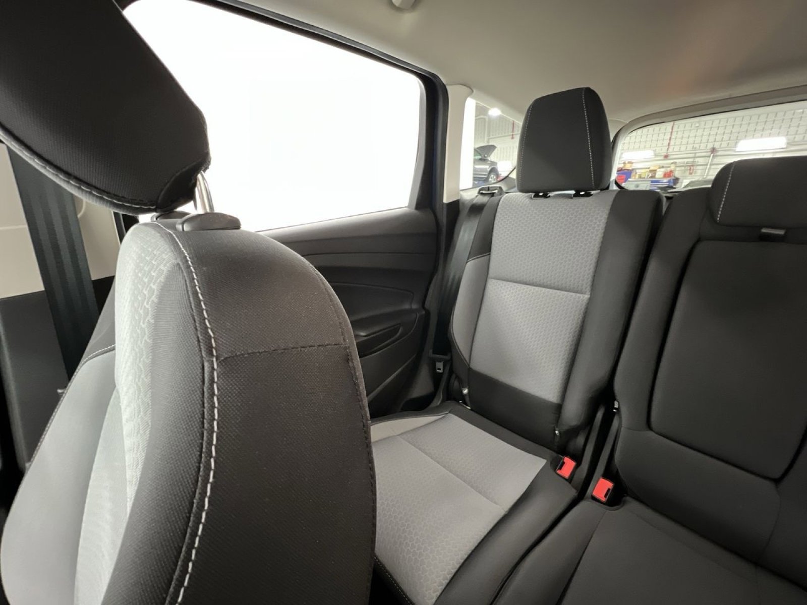 Certified 2019 Ford Escape SE AWD/4WD image 16