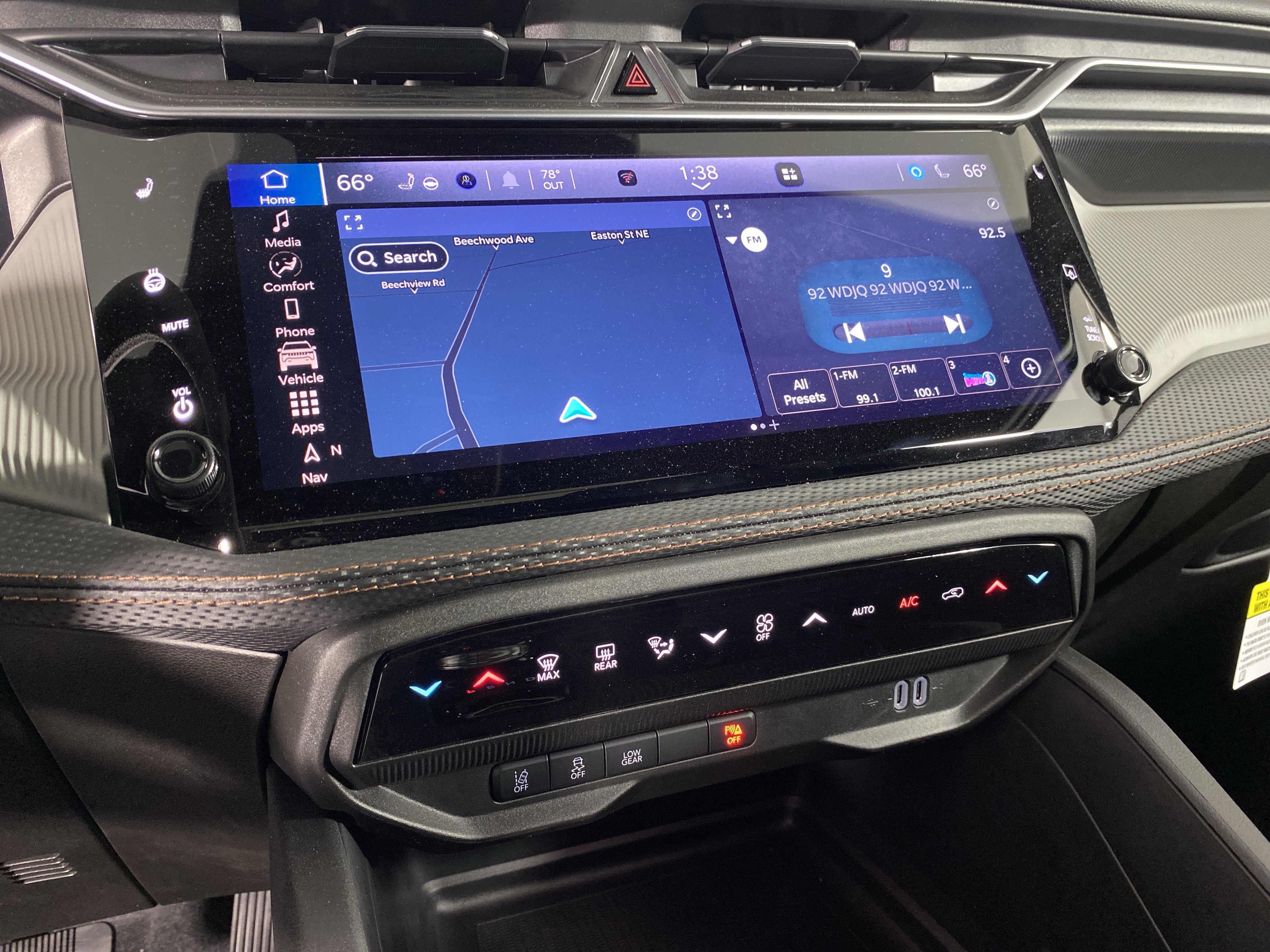 New 2026 Jeep Cherokee Limited AWD/4WD image 27