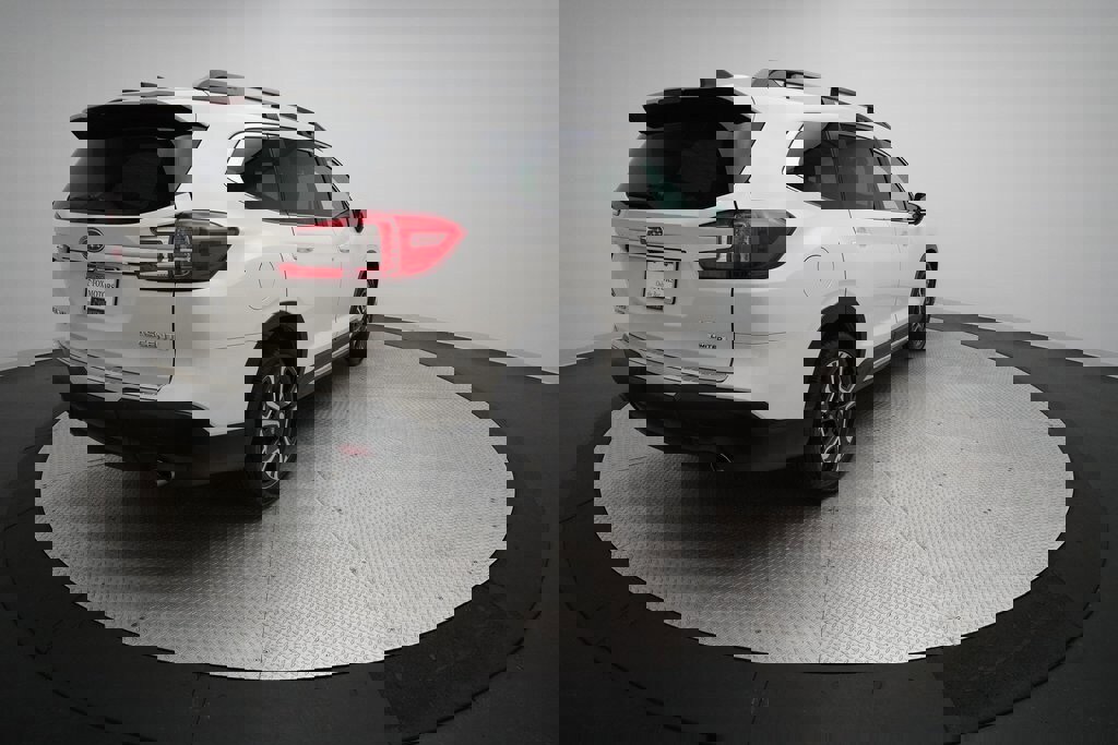 Certified 2023 Subaru Ascent Limited w/ Technology Package image 38