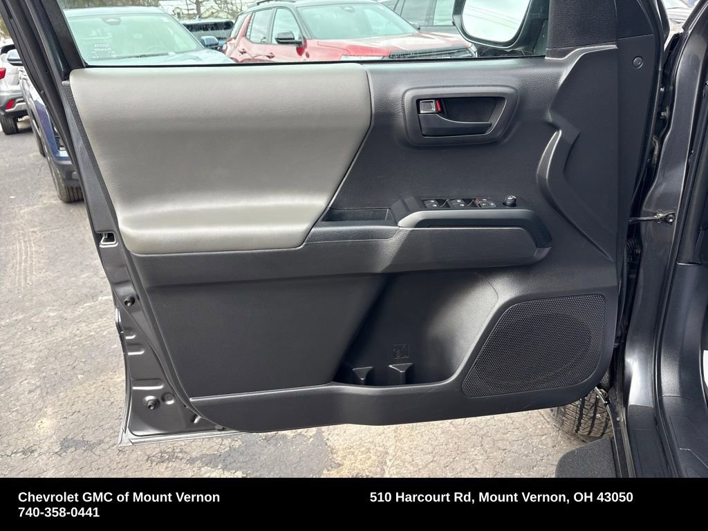 Used 2022 Toyota Tacoma SR image 18