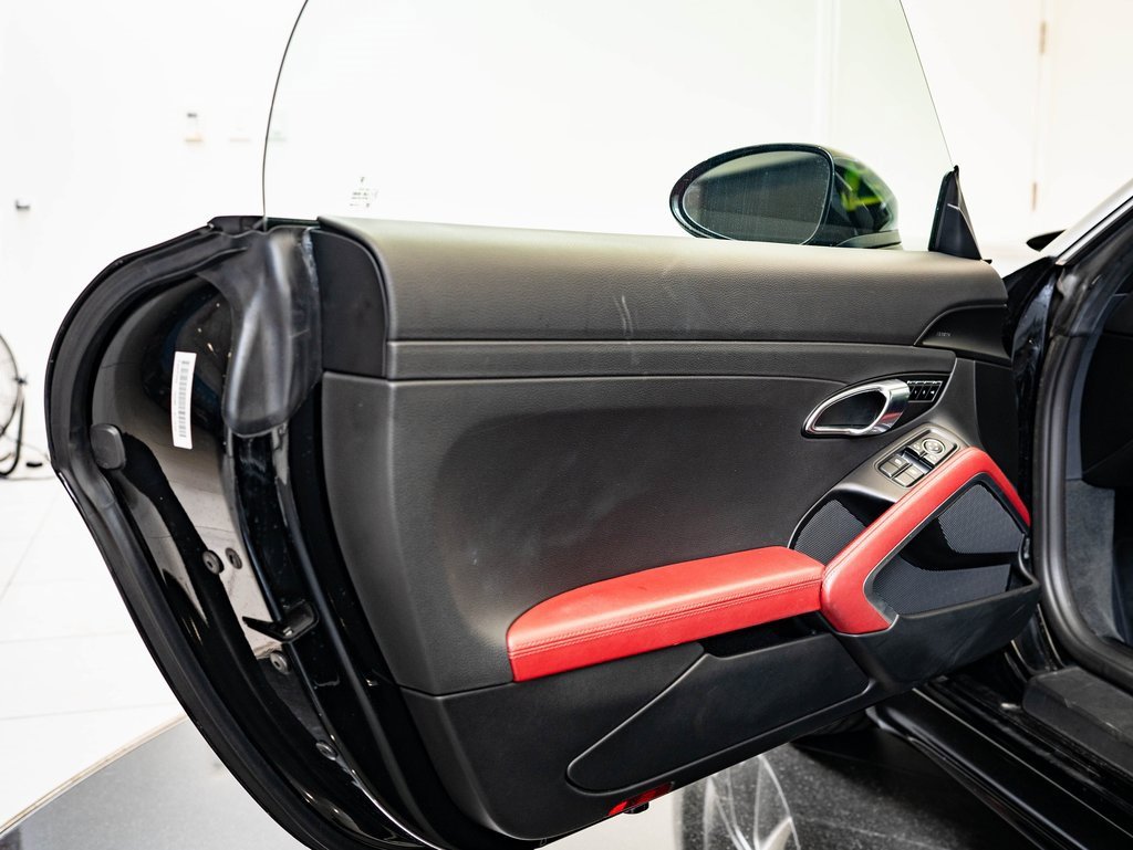 Certified 2018 Porsche 718 Boxster image 30
