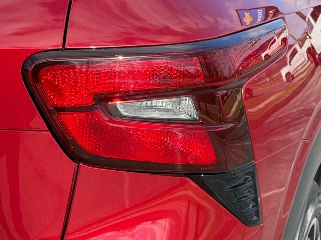 Certified 2025 Chevrolet Trax RS w/ Sunroof Package image 22