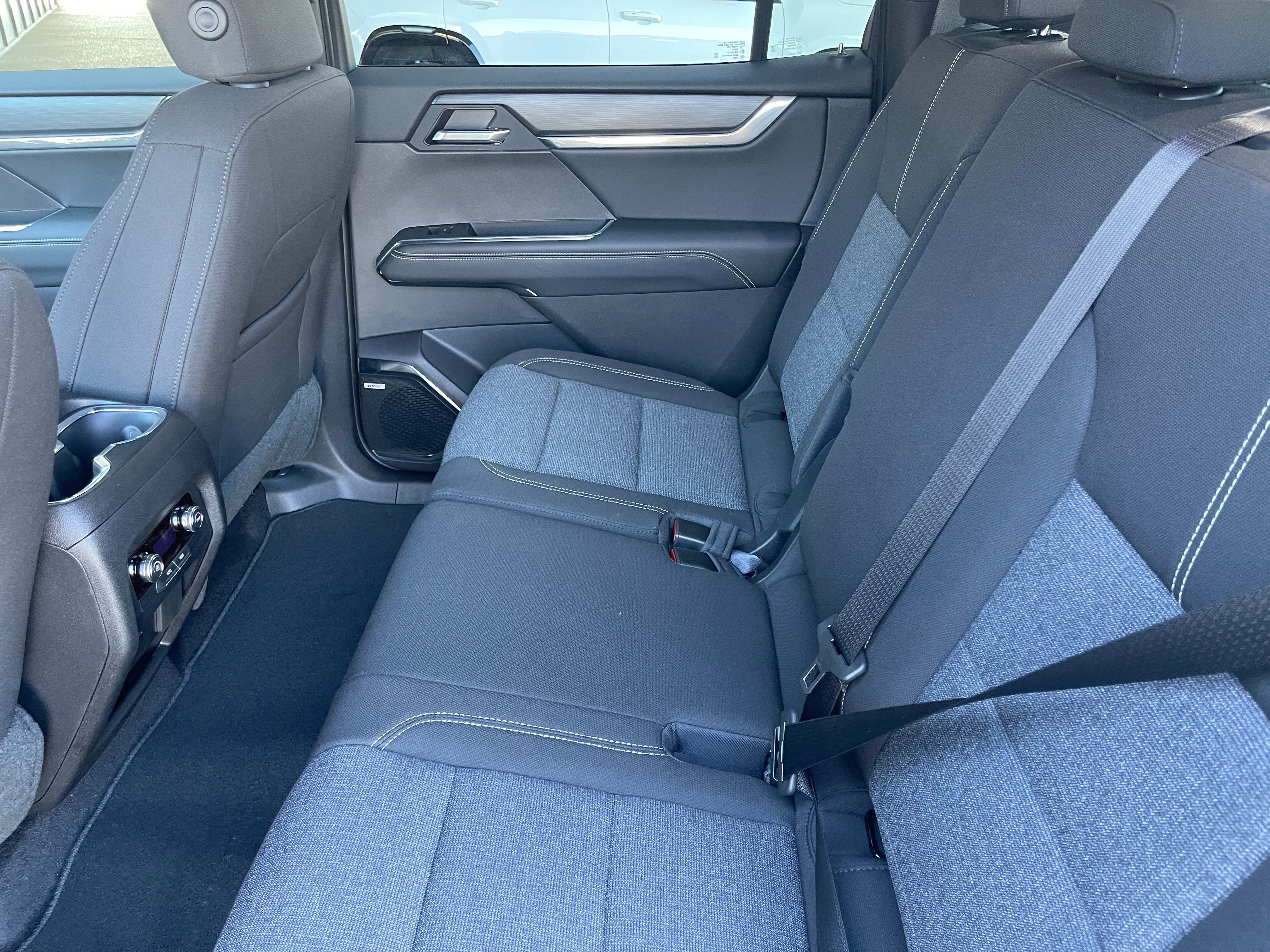 New 2026 GMC Acadia Elevation w/ Black Edition AWD/4WD image 17