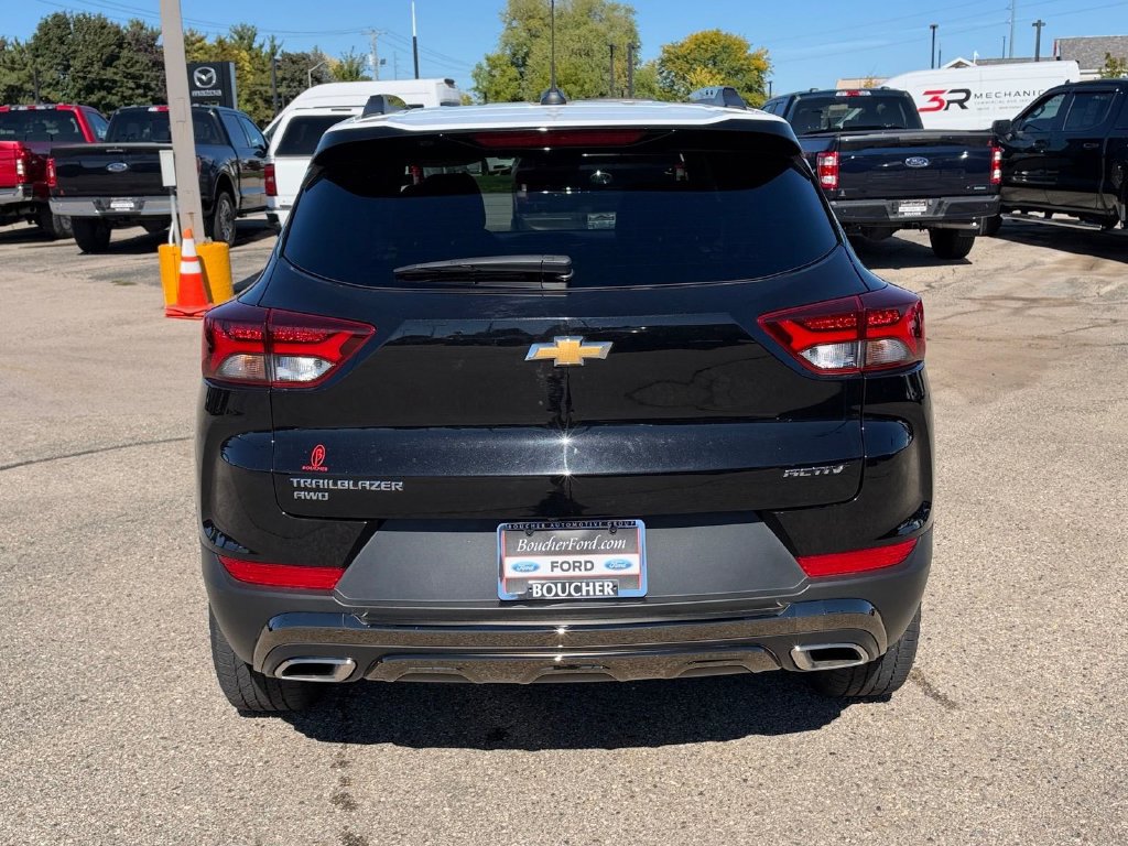 Used 2023 Chevrolet TrailBlazer ACTIV AWD/4WD image 4