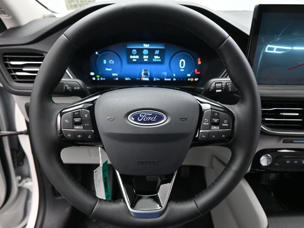 New 2025 Ford Escape SE w/ PHEV Premium Package image 13