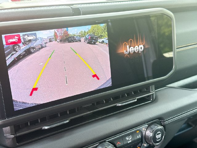 New 2026 Jeep Wrangler Unlimited Sahara AWD/4WD image 13