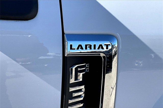 Used 2022 Ford F350 Lariat w/ Lariat Value Package image 32