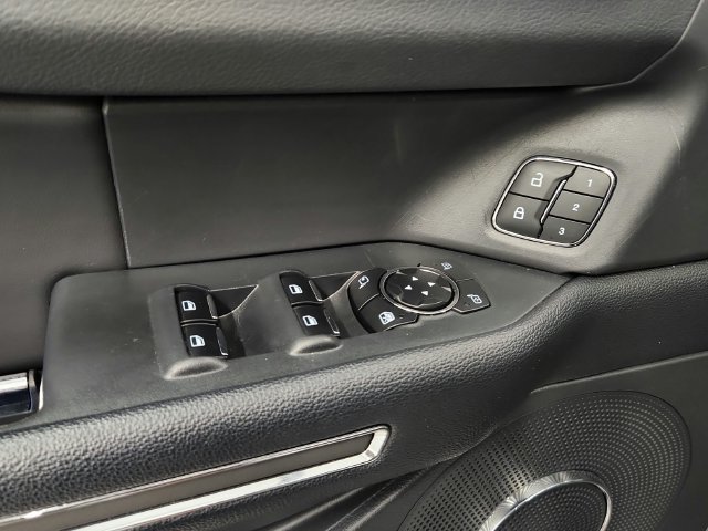 Used 2024 Ford Expedition XLT RWD image 33
