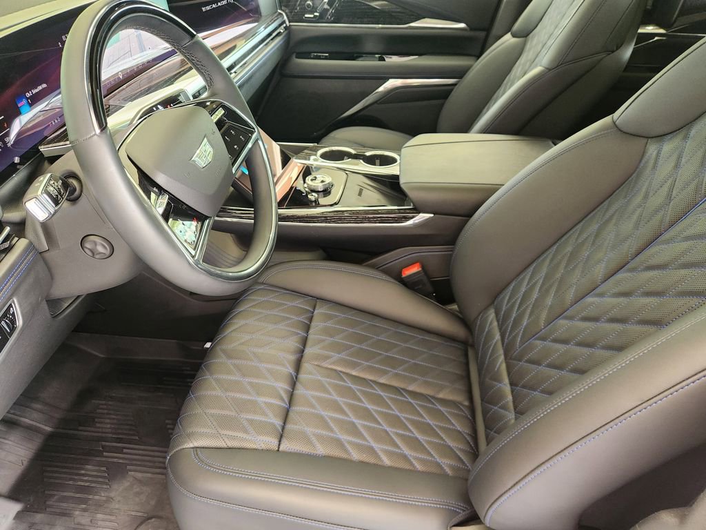 Used 2025 Cadillac Escalade IQ Luxury 1 w/ LPO, Radiant Package AWD/4WD image 13