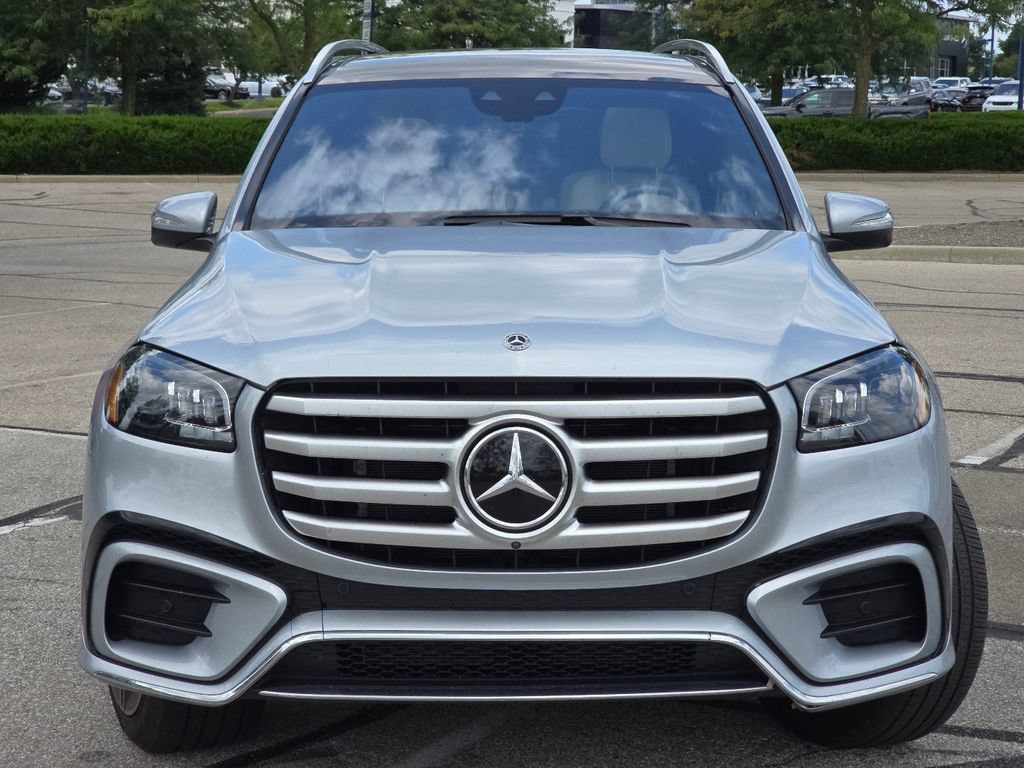 Certified 2025 Mercedes-Benz GLS 450 4MATIC image 11