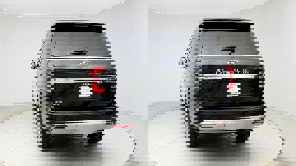 Used 2024 Ford Expedition Limited image 6