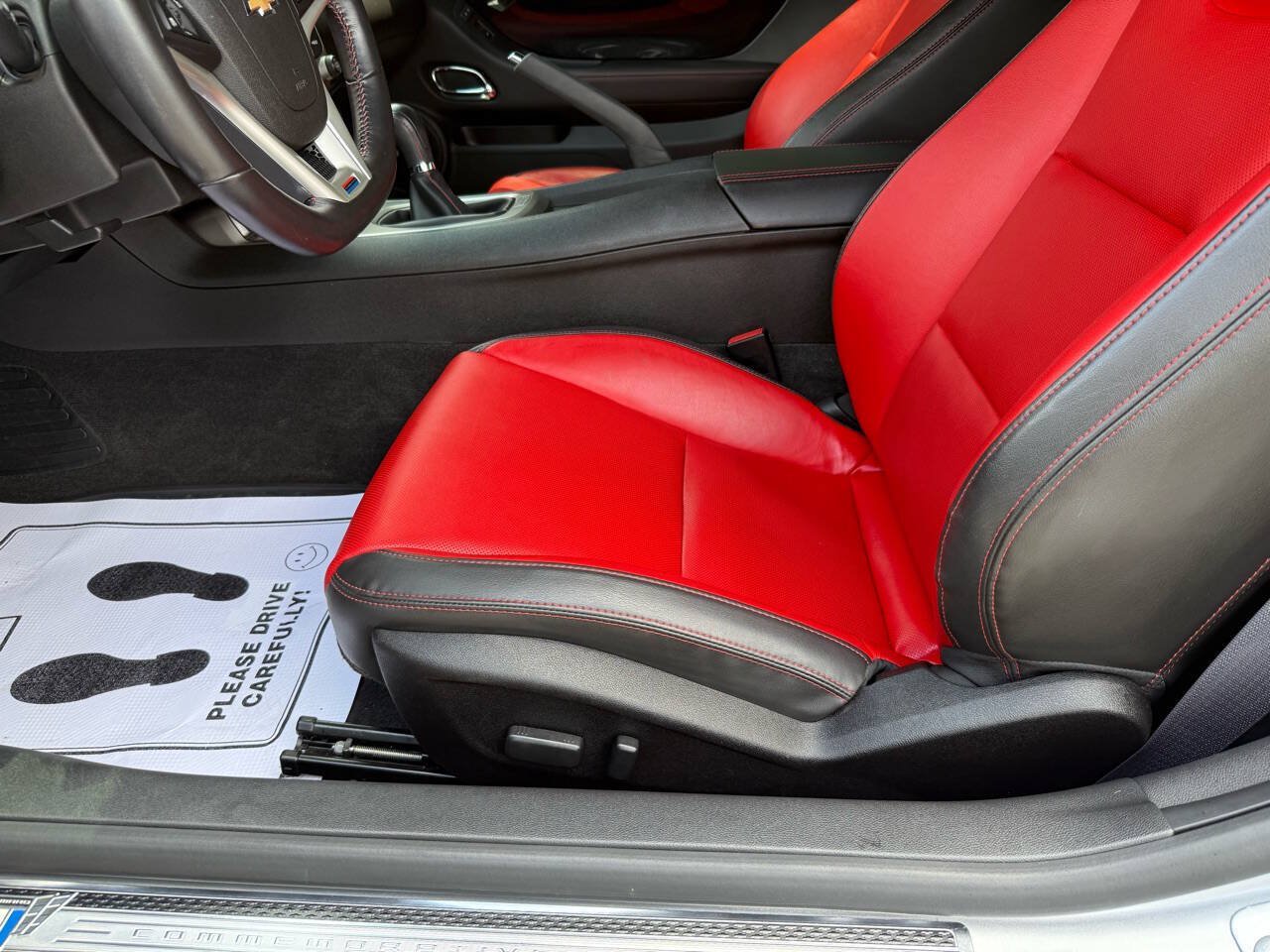 Used 2015 Chevrolet Camaro SS w/ Commemorative Special Edition RWD image 9