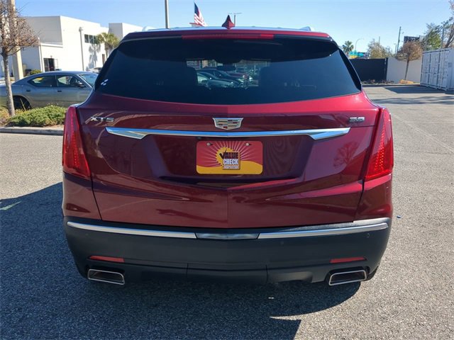 Used 2017 Cadillac XT5 Luxury w/ Driver Awareness Package image 5