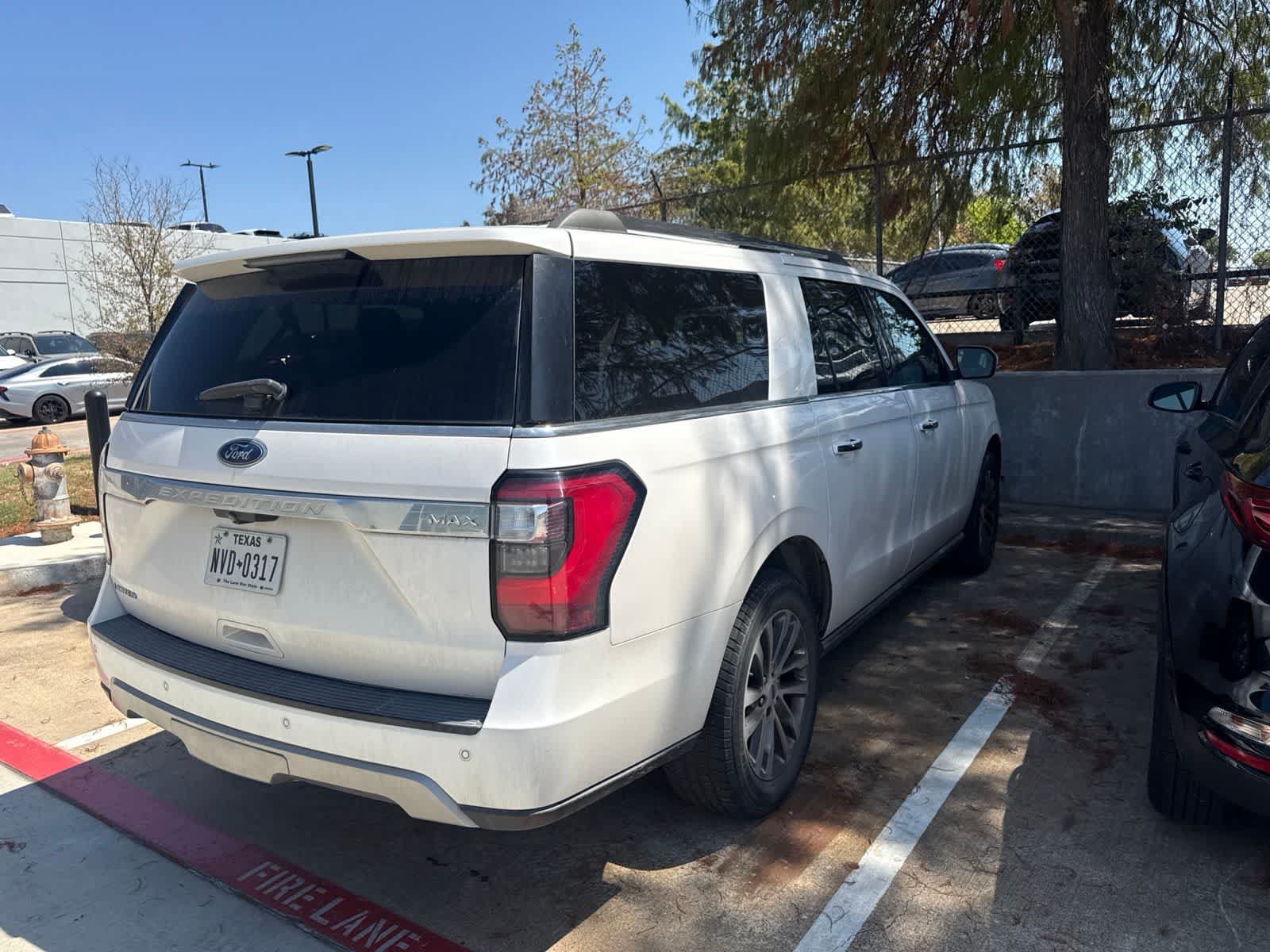 Used 2018 Ford Expedition Max Limited w/ Equipment Group 301A RWD image 3