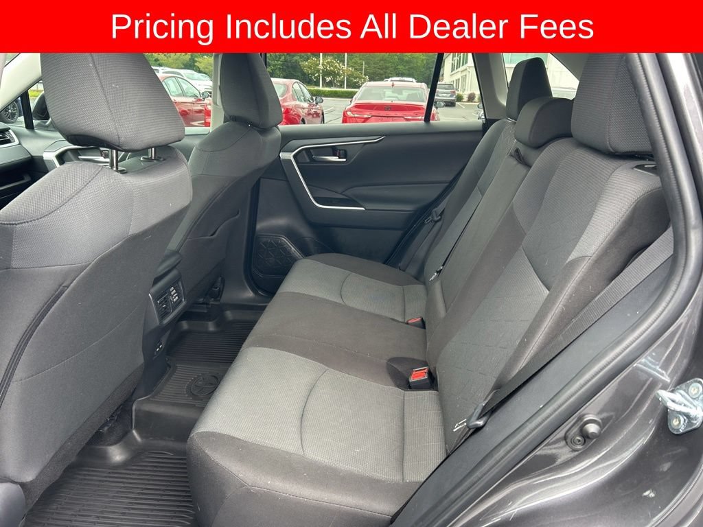 Used 2025 Toyota RAV4 XLE w/ Convenience Package FWD image 14