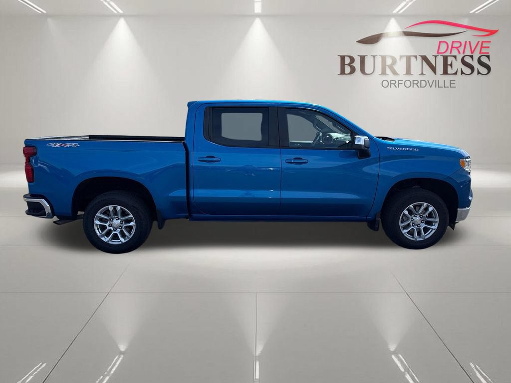 Certified 2022 Chevrolet Silverado 1500 LT w/ Protection Package AWD/4WD image 9