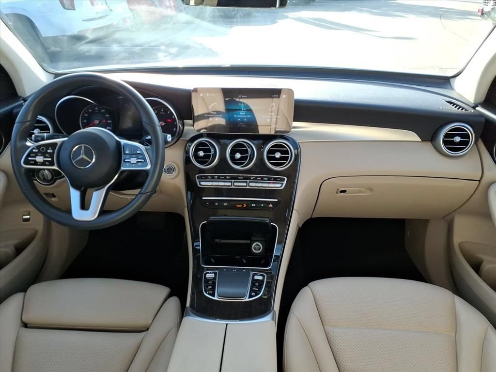 Used 2021 Mercedes-Benz GLC 300 image 14
