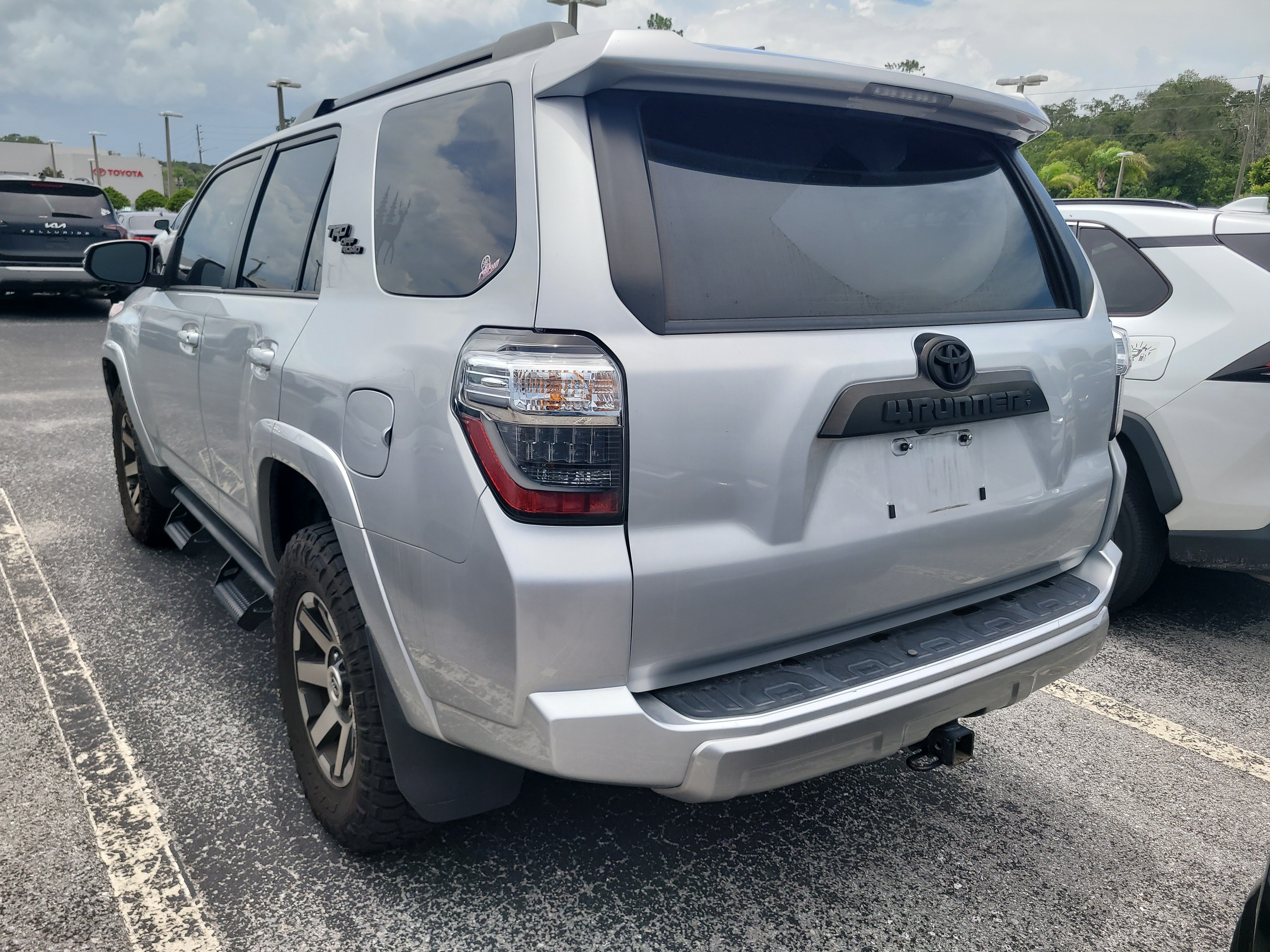 Certified 2024 Toyota 4Runner TRD Off-Road Premium w/ Moonroof Package AWD/4WD image 5