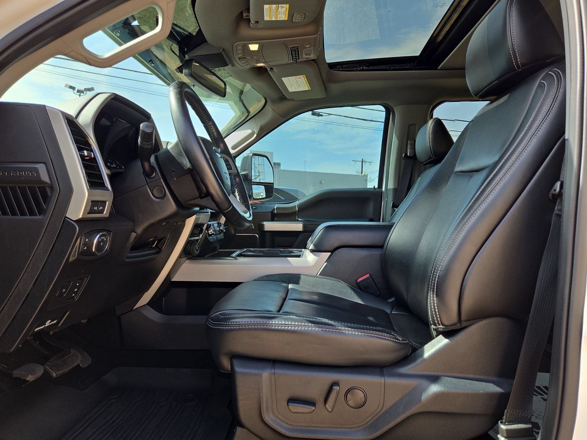 Used 2021 Ford F250 Lariat AWD/4WD image 16