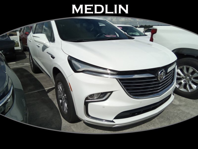 Used 2023 Buick Enclave Essence w/ Trailering Package, 5000 lbs.