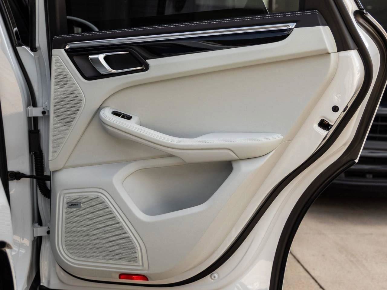 New 2026 Porsche Macan S image 88