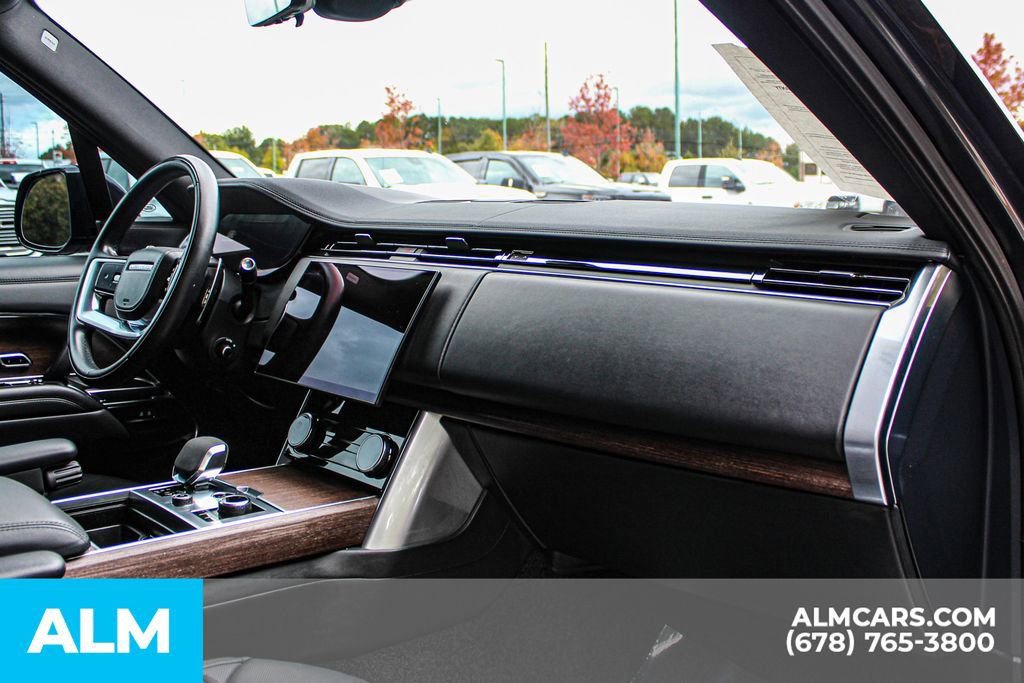 Used 2023 Land Rover Range Rover SE image 24