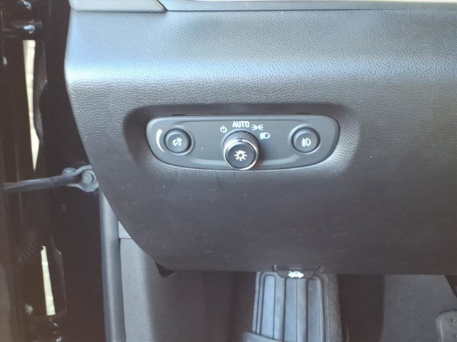 Used 2019 Chevrolet Traverse RS image 21