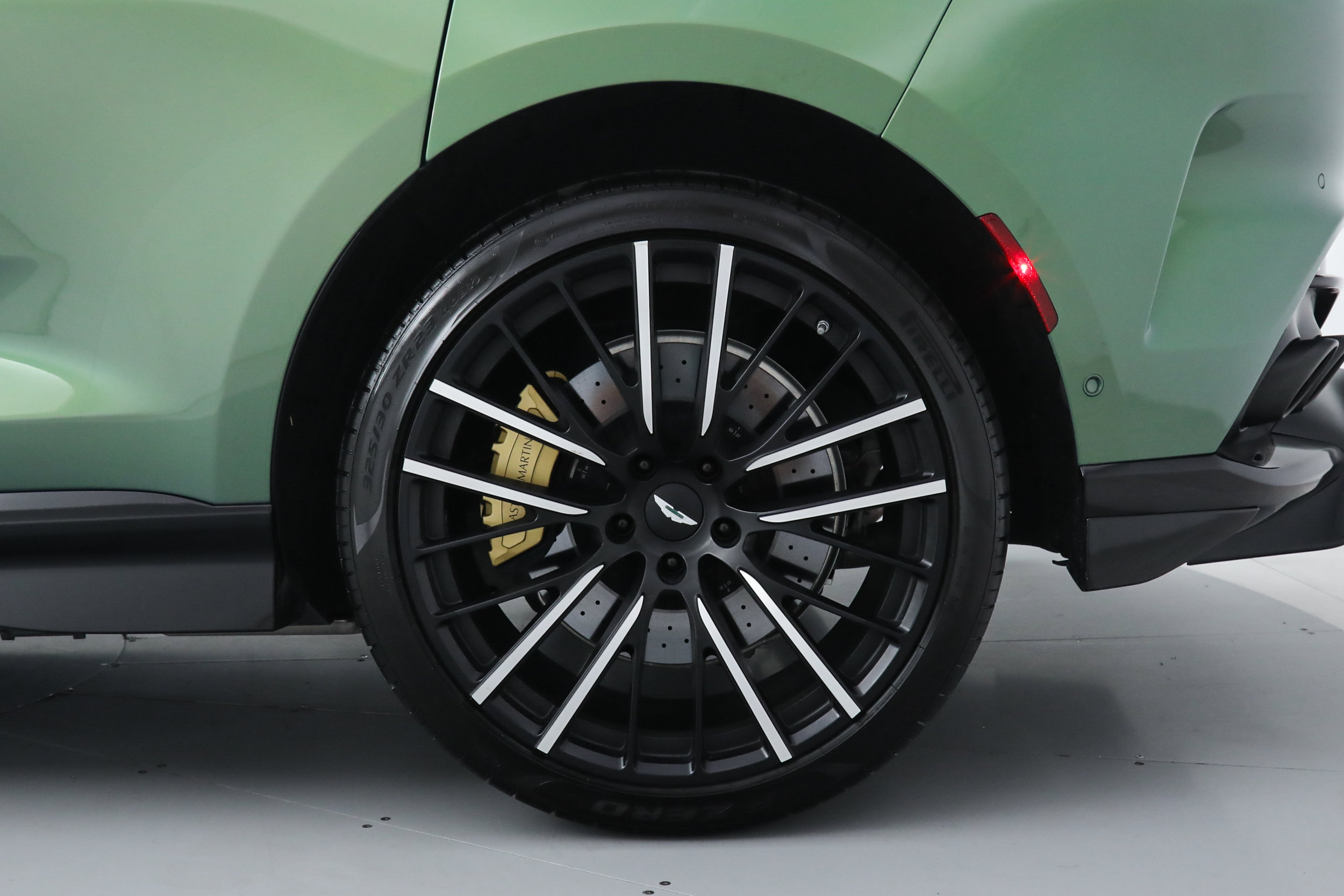 Used 2023 Aston Martin DBX 707 AWD/4WD image 41