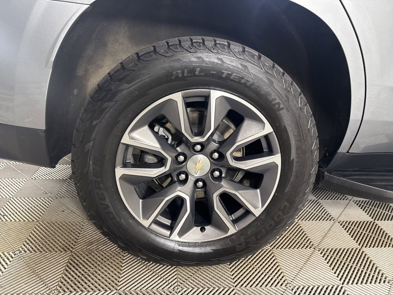 Used 2023 Chevrolet Tahoe LT w/ Luxury Package image 31