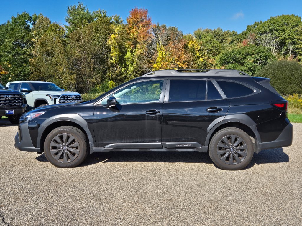 Used 2023 Subaru Outback Onyx Edition XT AWD/4WD image 2