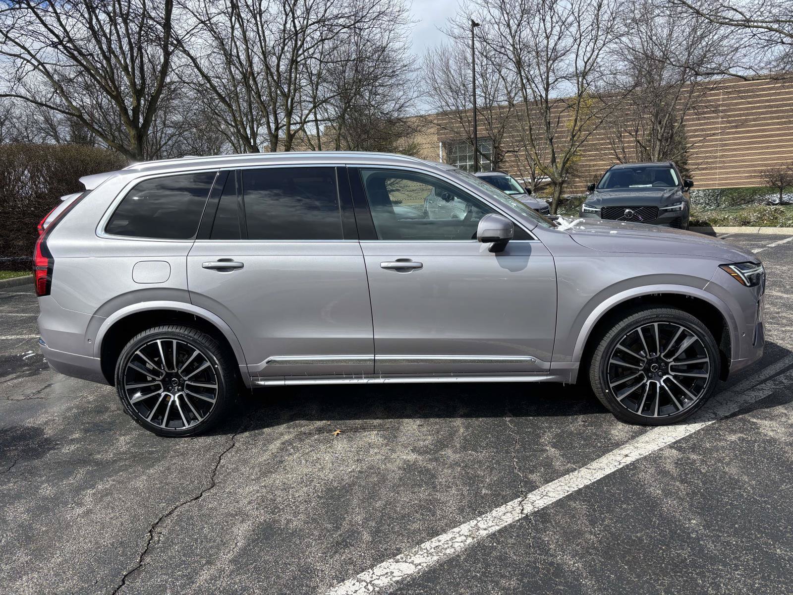 Used 2026 Volvo XC90 B6 Plus w/ Protection Package Premier AWD/4WD image 4