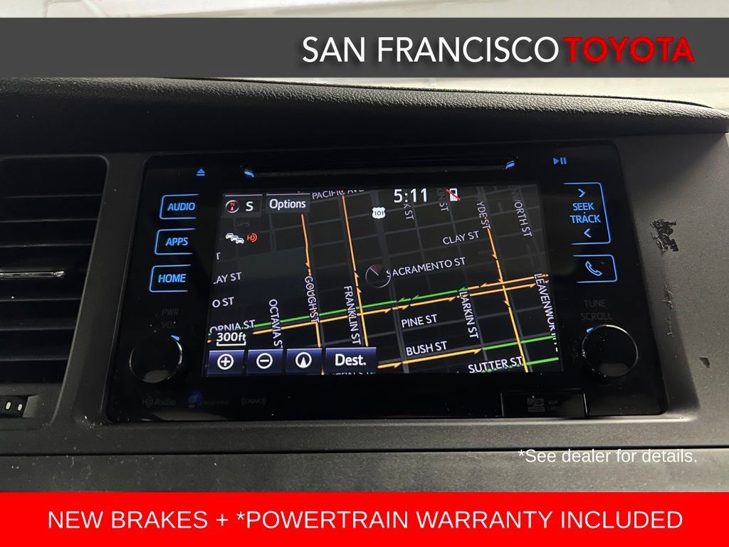 Used 2016 Toyota Sienna XLE Premium FWD image 31