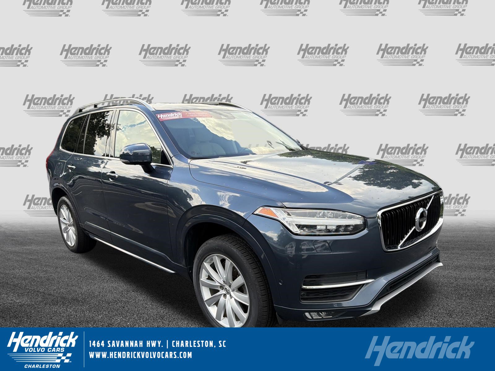 Used 2018 Volvo XC90 T5 Momentum w/ Convenience Package