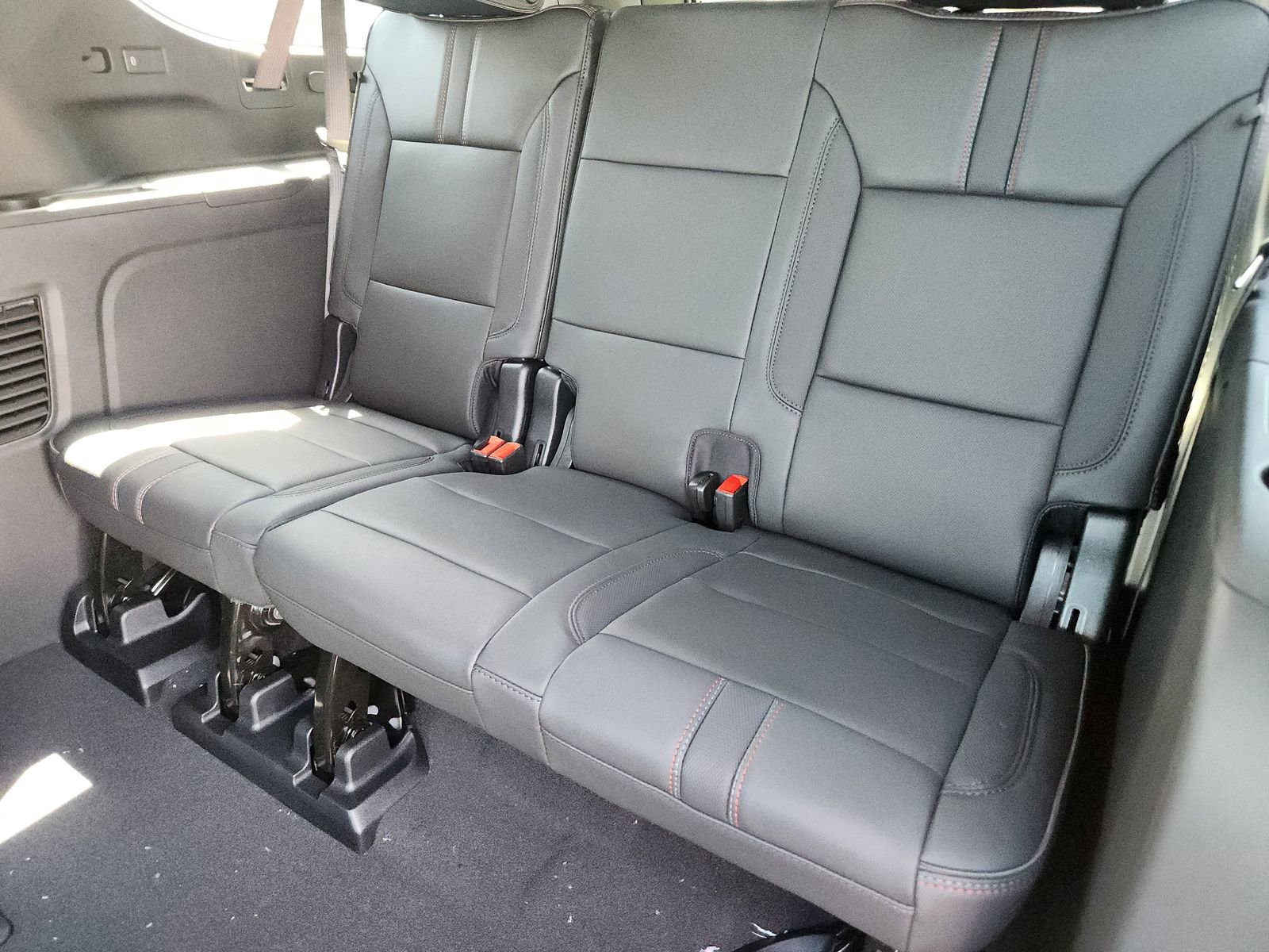 New 2026 Chevrolet Suburban RST w/ Comfort Package image 26