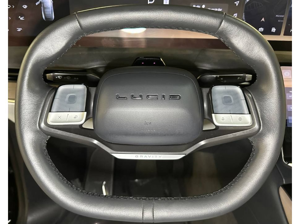 Used 2026 Lucid Gravity Grand Touring AWD/4WD image 27