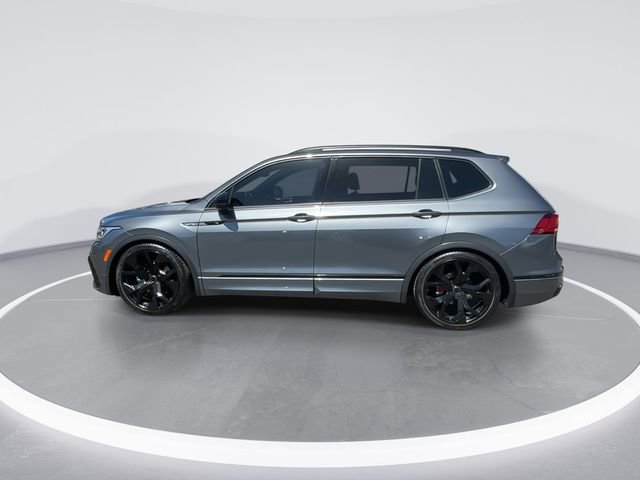 Used 2022 Volkswagen Tiguan SE R-Line FWD image 5