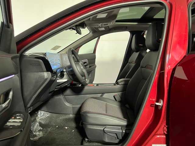 New 2026 Nissan Kicks SR w/ SR Premium Package image 13