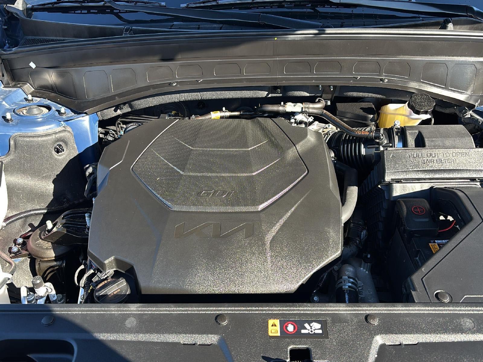 Certified 2025 Kia Telluride S FWD image 32