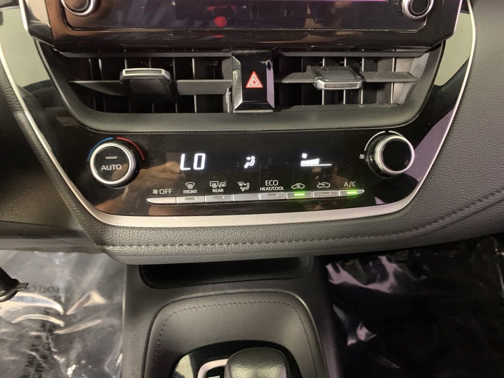 Used 2020 Toyota Corolla SE FWD image 24