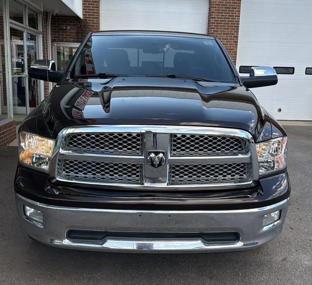 Used 2011 RAM 1500 Laramie image 4
