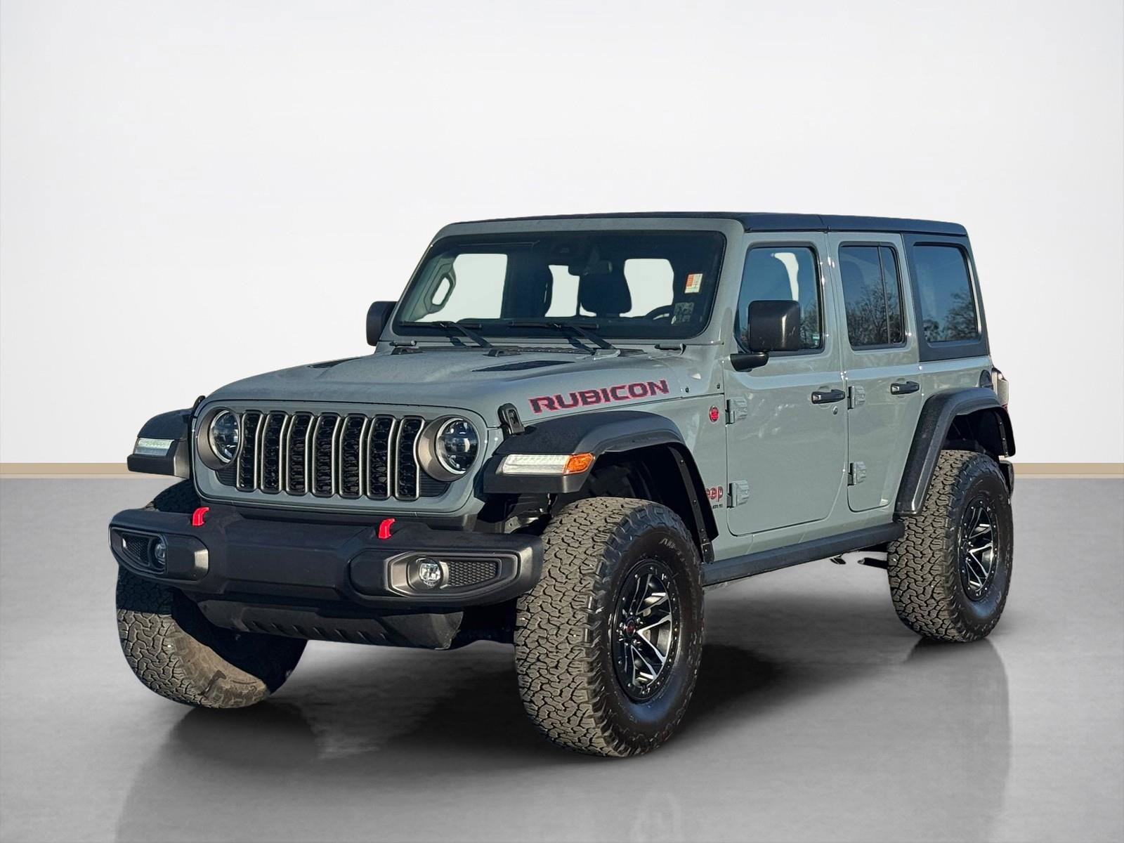 Used 2024 Jeep Wrangler Rubicon w/ XTREMEE 35" Tire Package image 3