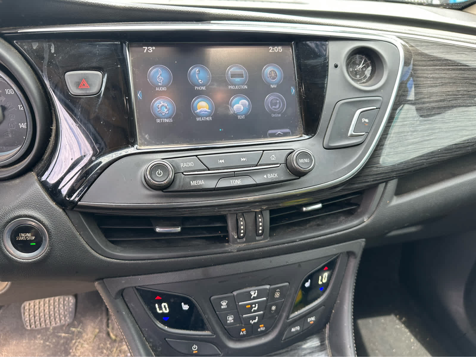 Used 2017 Buick Envision Essence AWD/4WD image 13