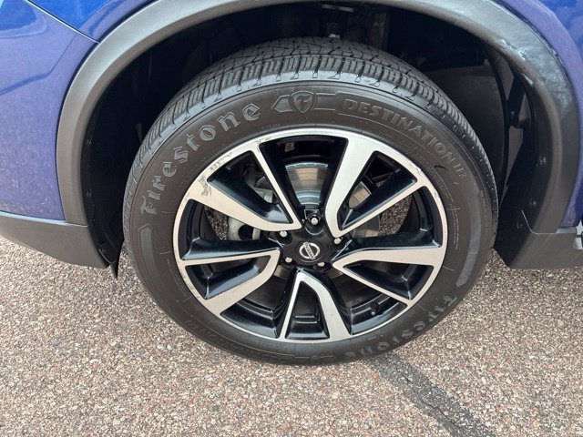 Used 2017 Nissan Rogue SL w/ SL Premium Package AWD/4WD image 11
